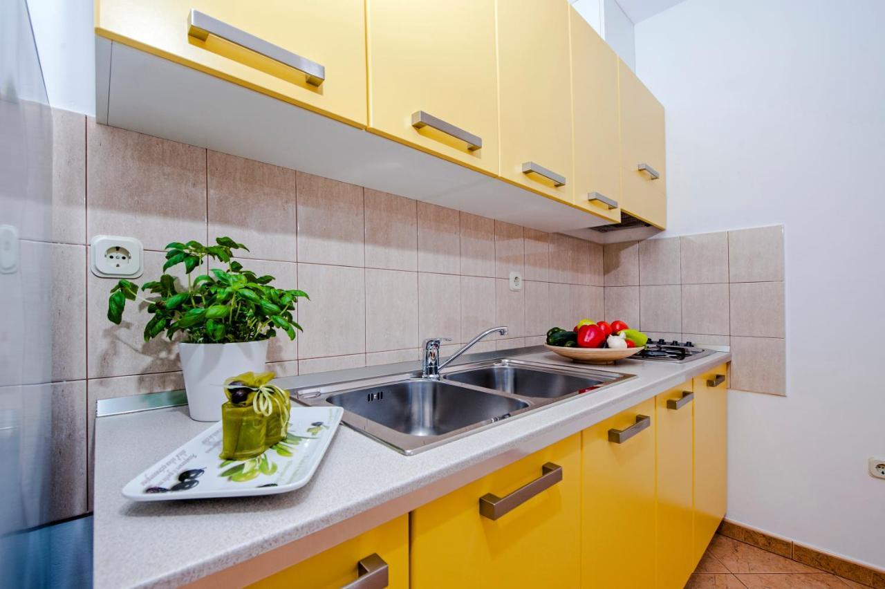 Apartments Bella B Rovinj Extérieur photo
